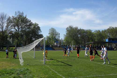 На Полтавщині стартував чемпіонат з футболу. Рокита та Решетилівка розпочали з розгромів