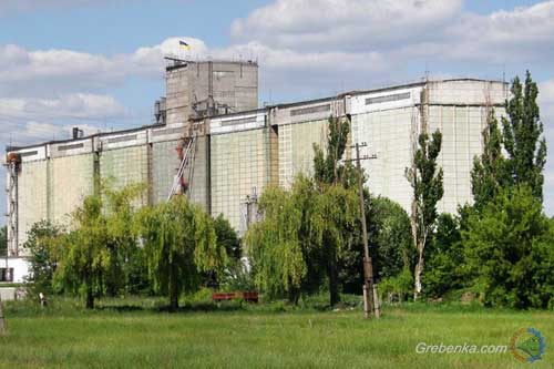 Гребінка. Елеватор