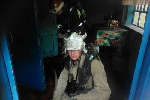 На Полтавщині через коротке замикання настільної лампи загинула бабуся