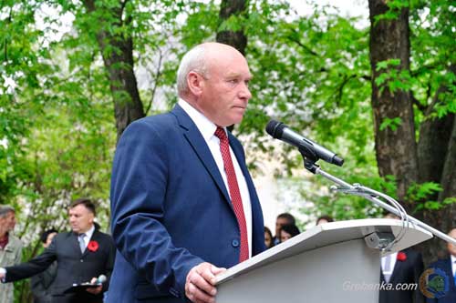 Голова Гребінківської районної ради Валерій Зінченко