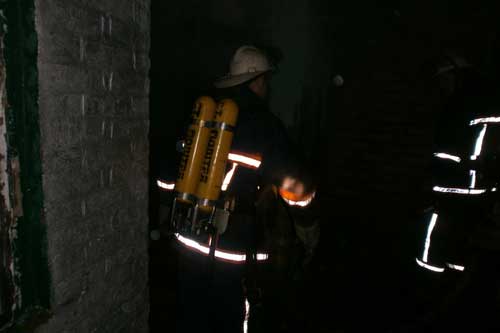 У Гребінці через коротке замикання електромережі спалахнув будинок 