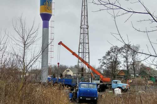Для двох пирятинських сіл будується водяна свердловина