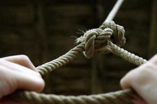 На Полтавщині покінчили з життям через повішення двоє чоловіків