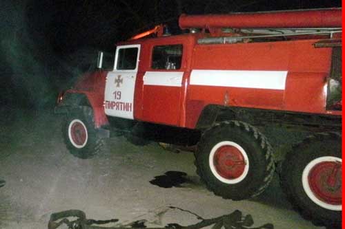 У Пирятині на Старий Новий рік гасили пожежу в приватному домогосподарстві