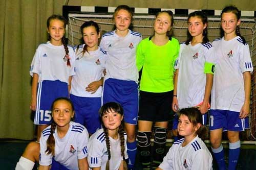Дівчата з Гребінки потрапили до фінальних змагань Вищої ліги по футзалу