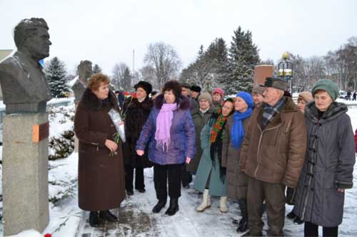 Делегація ветеранів Гребінківщини відвідали Драбівський краєзнавчий музей