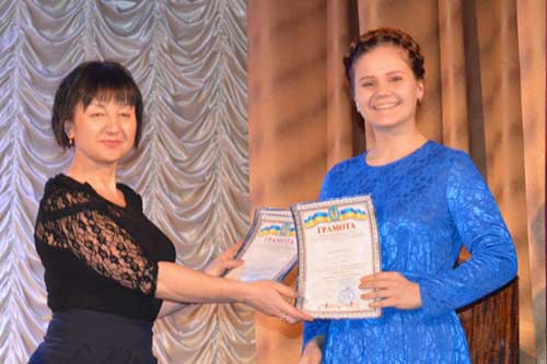 У Гребінці проведено присвячений Лесі Українці конкурс "Змагаймось за нове життя"