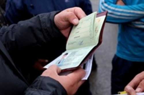 На Гребінківщині за межі держави видворено іноземця-нелегала