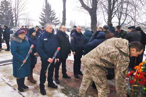 Поліція Гребінківщини забезпечила публічний порядок під час пам’ятних заходів