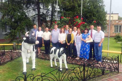 Проект з безпечності молока передав лабораторне обладнання Пирятинській державній лабораторії