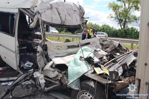 Начальник поліції Полтавщини – «На автодорогах збільшуємо кількість патрульних нарядів, які жорстко реагуватимуть на порушення ПДР»