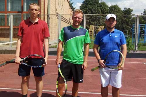 У Гребінці выдбувся тенісний турнір, присвячений пам’яті журналіста Євгенія Дикого 