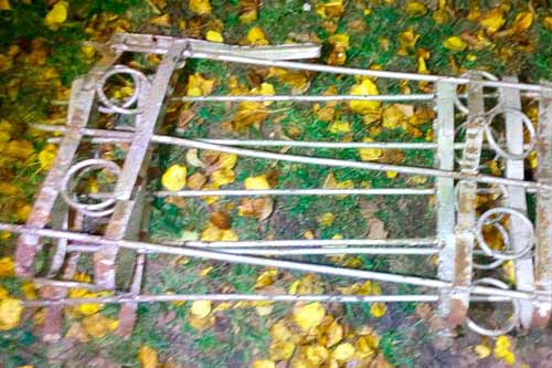 На Полтавщині затримали викрадача огорож з могил