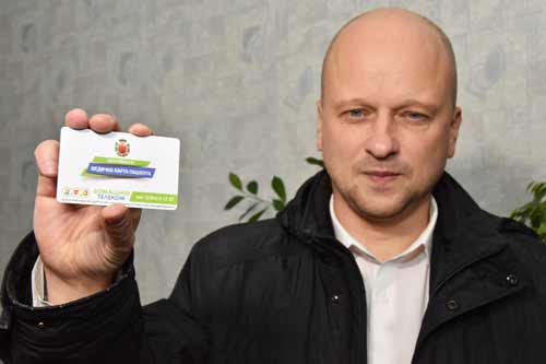 Полтавським журналістам показали, як працює електронна картка пацієнта