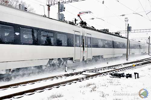 Упродовж 3-5 грудня на Полтавщині потягами травмовано трьох громадян, двоє з них – загинули