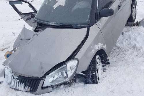 На Полтавщині автомобіль «Skoda Fabia» потрапив під електричку: помер до прибуття швидкої