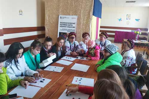 На Гребінківщині у Кулажинському сільському будинку культури відбулася клубна зустріч до Дня Сміху