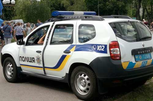 Поліція Полтавщини розшукує неповнолітню дівчину, яка пішла з дому і не повернулась