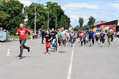 До Дня Європи у Пирятині відбувся забіг «Пирятинська миля»