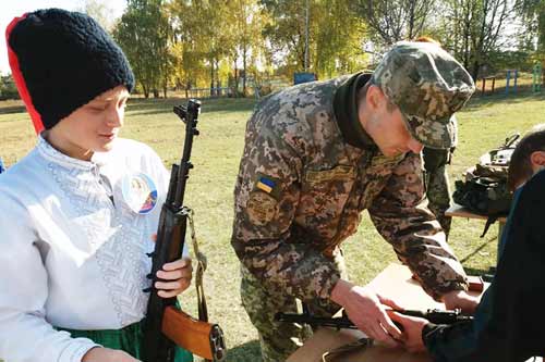 На Гребінківщині відбулися ХІІІ юнацькі ігри Козацькі забави