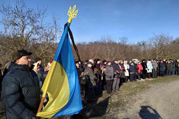 На Полтавщині вшанували пам'ять жертв голодоморів