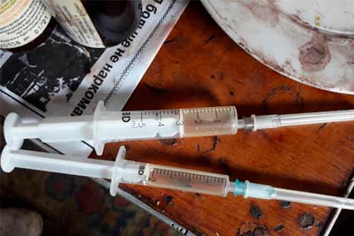 На Гребінківщині поліцейські викрили наркопритон