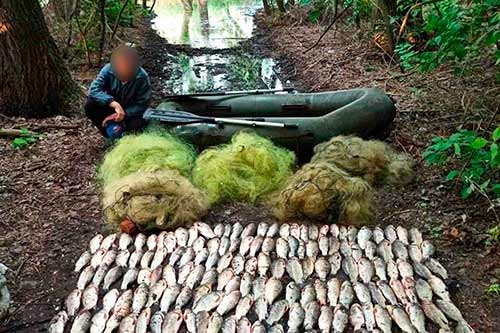 На Полтавщині поліцейські викрили факт грубого порушення правил рибальства