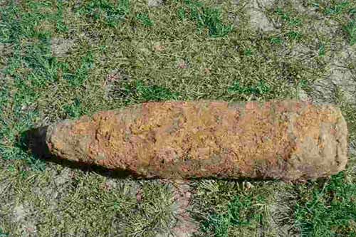 артилерійські снаряди калібру 152 мм 