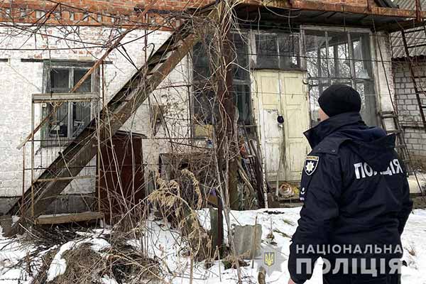 На Полтавщині чоловік та жінка з кримінальним минулим вчинили розбійний напад на пенсіонера