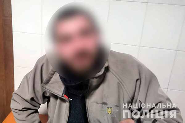 На Полтавщині поліцейські оперативно встановили чоловіка, який погрожував підірвати гранату