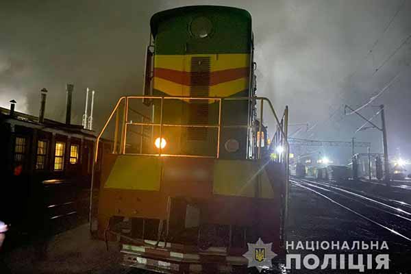 На Полтавщині маневровий тепловоз наїхав на чоловіка 