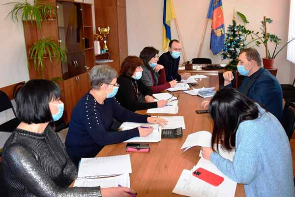 У Пирятинській лікарні визначилися із штатною чисельністю працівників