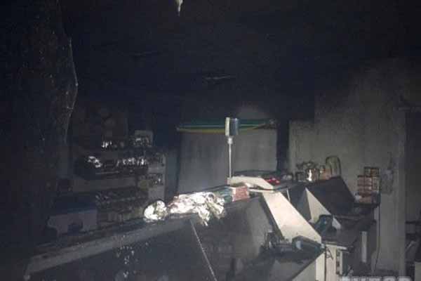 Вночі на Гребінківщині горів продуктовий магазин