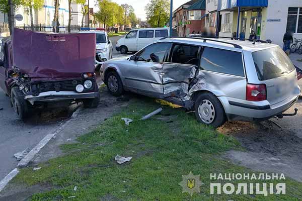 У Лохвиці п'яний водій влаштував ДТП, в якому травмовано двох людей