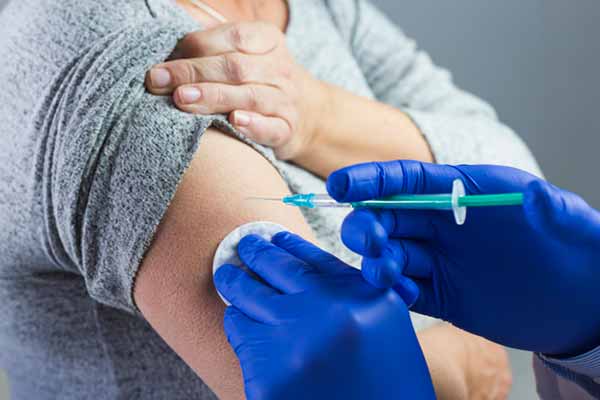 Понад 18 тисяч осіб вакцинували на Полтавщині 