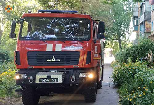 У Пирятині під час гасіння пожежі в квартирі вогнеборці врятували громадянку