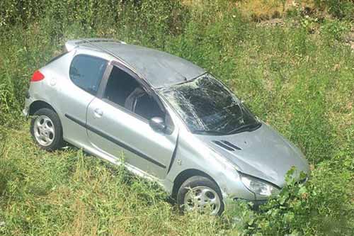 На Полтавщині PEUGEOT вилетів у кювет і перекинувся