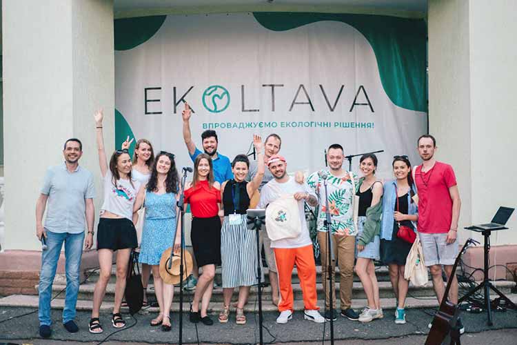 Гребінка сортуватиме відходи по-європейськи: презентація планів та опитування