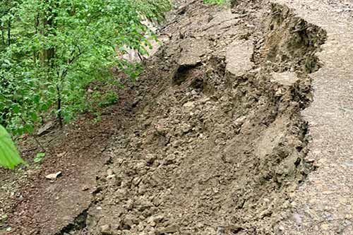  зсув ґрунту