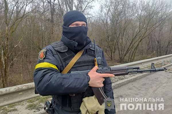 Минулої доби на Полтавщині правоохоронці перевірили понад 670 підозрілих осіб