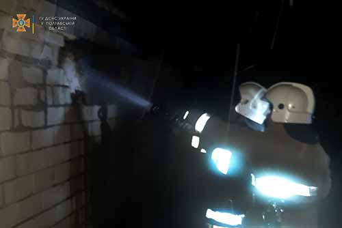 У селі Тарасівка Гребінківської міської громади Лубенського району, сталася пожежа у житловому будинку.