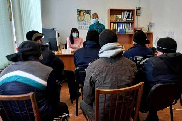 На Гребінківщині підобліковим пробації розповіли про права та свободи людини