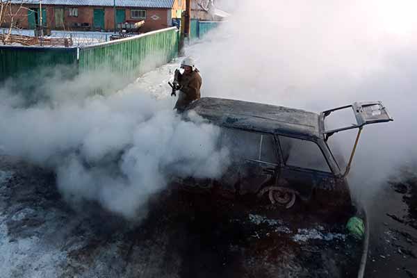 На Миргородщині згорів легковий автомобіль: з’ясовують причину пожежі
