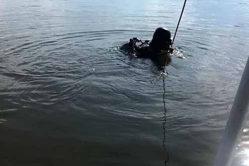 Тривають пошуки чоловіка, який зник під час риболовлі на Дніпрі.