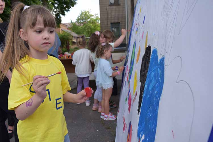 У Пирятині відзначили День захисту дітей та зібрали кошти на потреби діток з інвалідністю