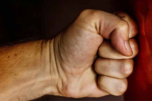 Житель Пирятинщини відпрацює 200 годин громадських робіт за побиття односельчанина