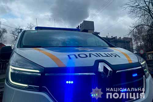 За добу поліцейські на Полтавщині перевірили понад 1,5 тисячі підозрілих осіб