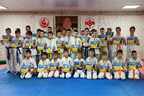 На Полтавщині відбувся відкритий благодійний турнір з карате на підтримку ЗСУ