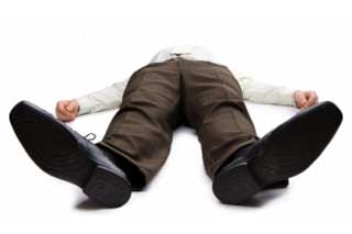 Що ти зробиш, коли поруч хтось впаде?