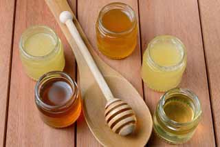 Жителям Полтавщини фахівці роз’яснили, як не помилитися, купуючи мед